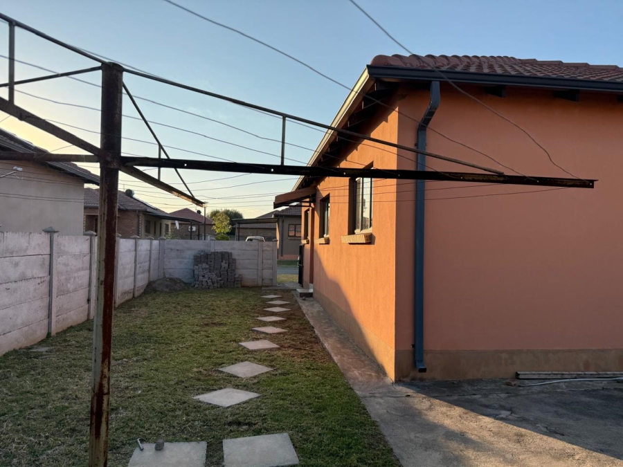 3 Bedroom Property for Sale in Waterval East North West